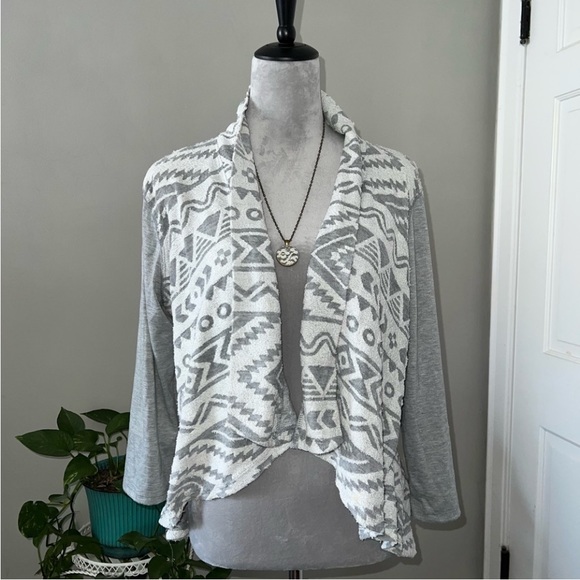 Maurices Sweaters - Maurice’s grey Aztec cardigan size large